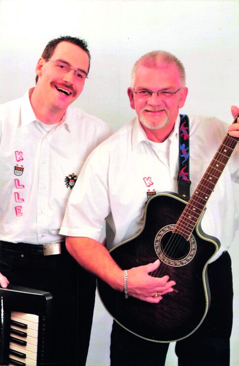 Udo und Marco Kazmierski, Komponisten und Sänger des Funken-Mottolieds