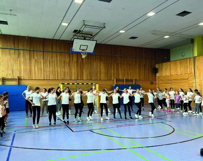 Gemeinsame Probe für den Jubiläumstanz